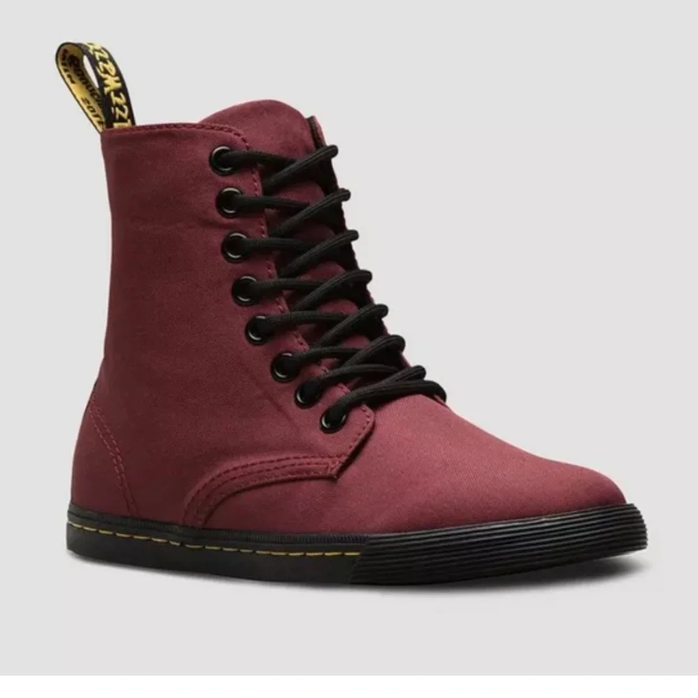 Dr. Martens Shoreditch Canvas Shoes Boots Air-Wair Maroon Red Women's Size 5